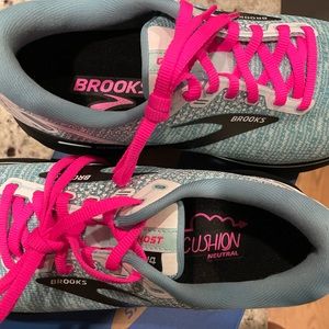 Brooks Ghost 14 womens running shoe